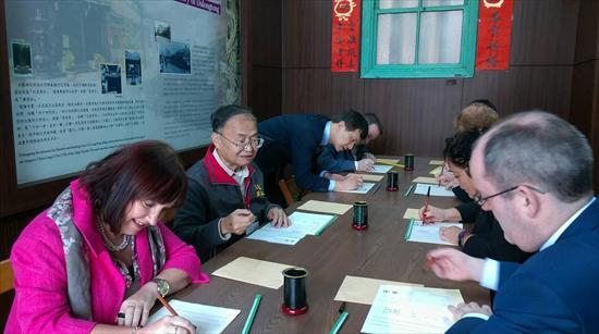 第3張-臺北孔廟外語志工服務情形、共5張圖片