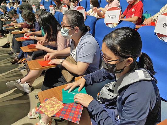 第6張-學員們、摺紙協會盛岡分部丹野、朽木、野村老師、共9張圖片